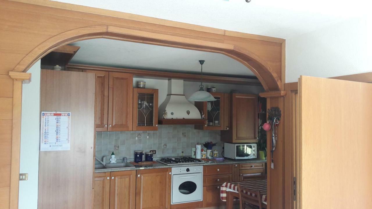 Residenza Letizia Daire Nemeggio Dış mekan fotoğraf