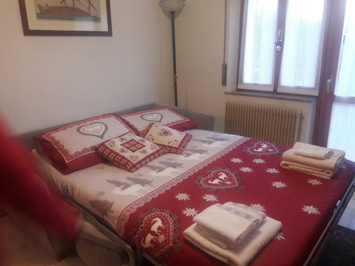 Residenza Letizia Daire Nemeggio Dış mekan fotoğraf
